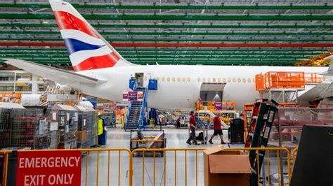 Boeing rejects whistleblower claim of 787 safety risks .